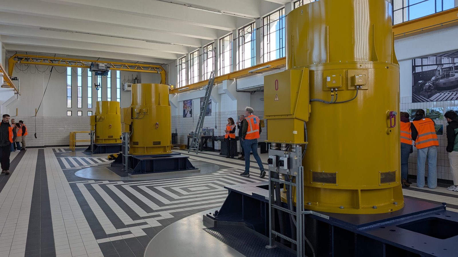 PXL_20250924_100321493.MP